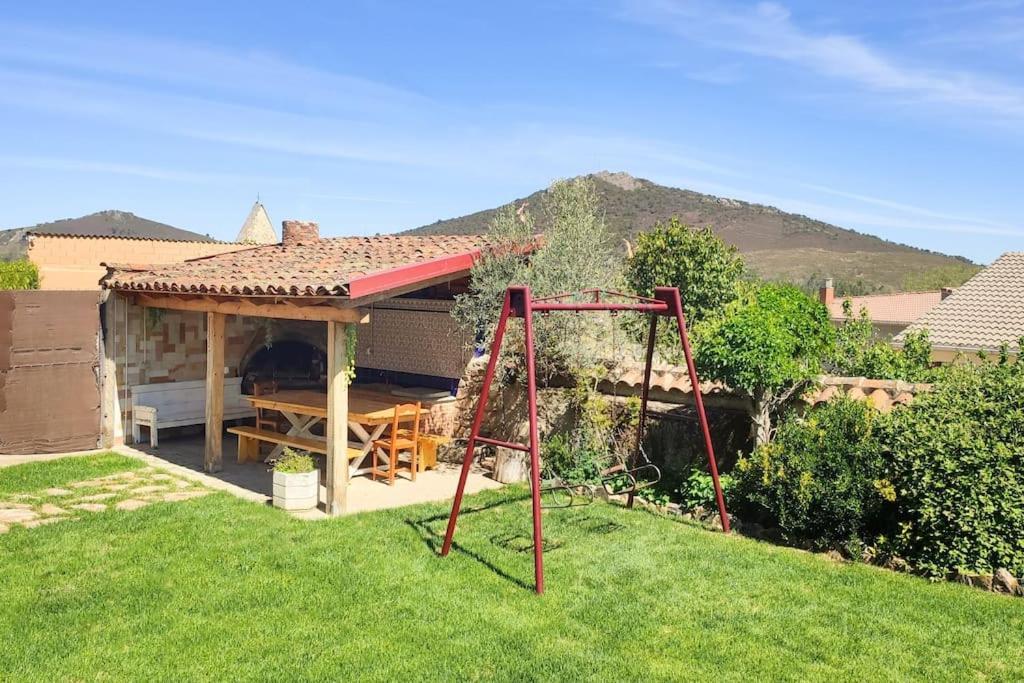 Otero de Bodos Casa Rural Tozolosolobos מראה חיצוני תמונה